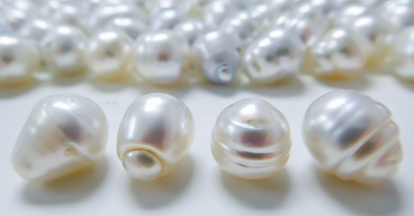 Circled Baroque Pearls